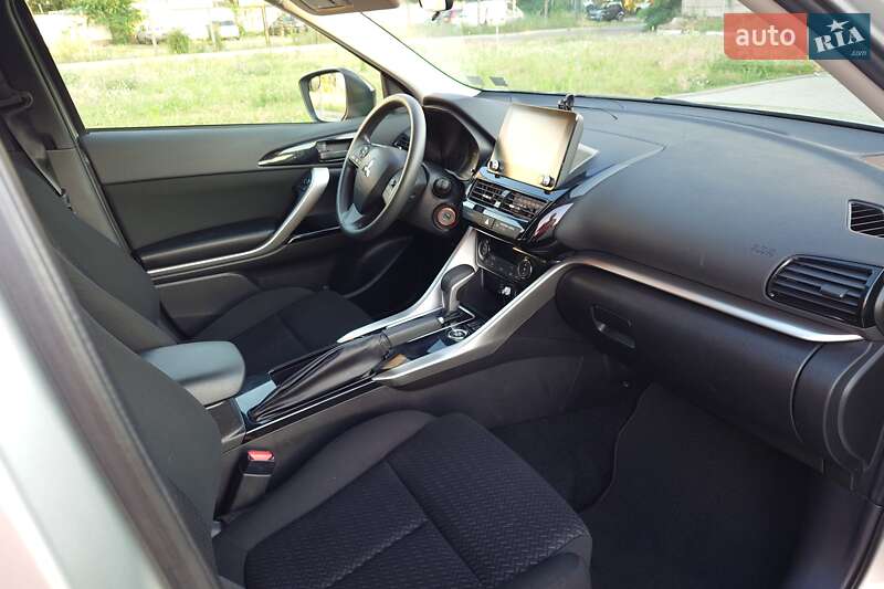 Внедорожник / Кроссовер Mitsubishi Eclipse Cross 2023 в Киеве