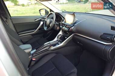 Внедорожник / Кроссовер Mitsubishi Eclipse Cross 2023 в 
