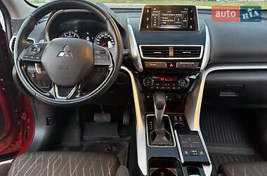 Внедорожник / Кроссовер Mitsubishi Eclipse Cross 2020 в 