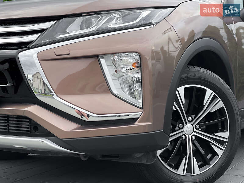 Позашляховик / Кросовер Mitsubishi Eclipse Cross 2018 в Мукачевому