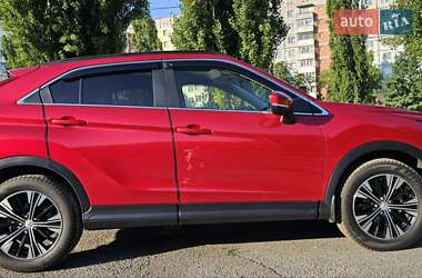 Позашляховик / Кросовер Mitsubishi Eclipse Cross 2018 в 