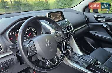 Позашляховик / Кросовер Mitsubishi Eclipse Cross 2018 в 