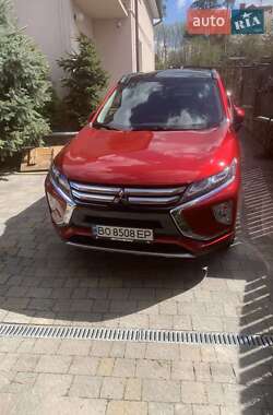 Внедорожник / Кроссовер Mitsubishi Eclipse Cross 2018 в 