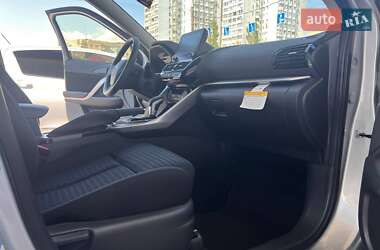 Внедорожник / Кроссовер Mitsubishi Eclipse Cross 2024 в 