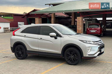 Внедорожник / Кроссовер Mitsubishi Eclipse Cross 2018 в 