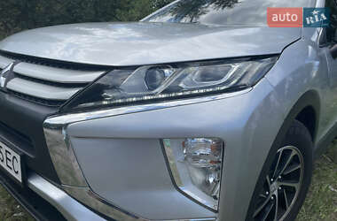 Внедорожник / Кроссовер Mitsubishi Eclipse Cross 2019 в 