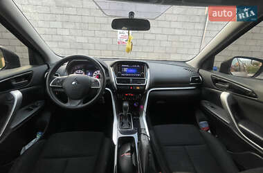 Внедорожник / Кроссовер Mitsubishi Eclipse Cross 2019 в 