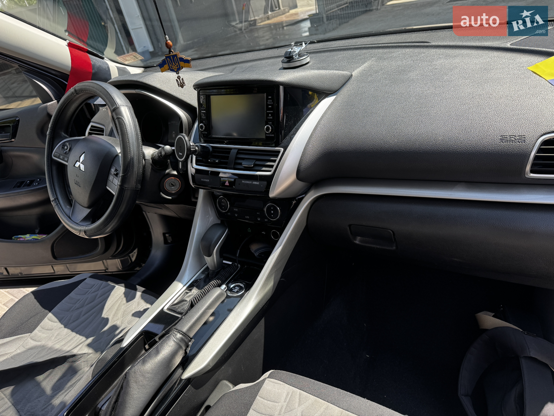 2019 Mitsubishi Eclipse Cross - мініатюра 8