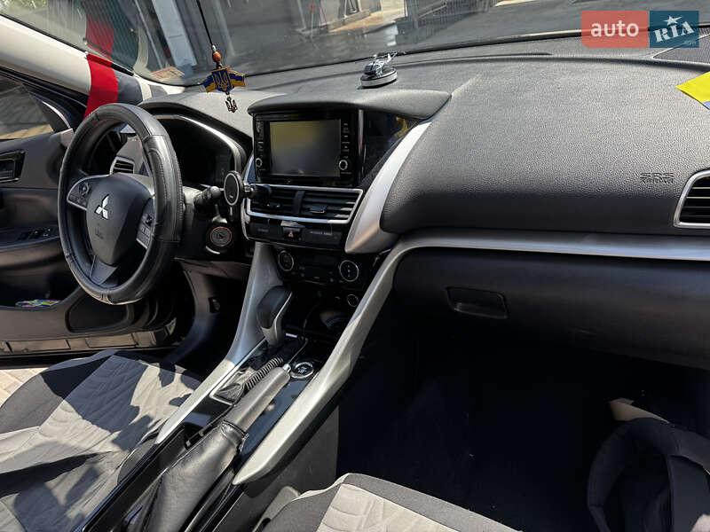 Внедорожник / Кроссовер Mitsubishi Eclipse Cross 2019 в Киеве