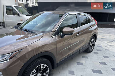 Внедорожник / Кроссовер Mitsubishi Eclipse Cross 2018 в 