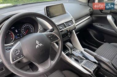 Внедорожник / Кроссовер Mitsubishi Eclipse Cross 2018 в 