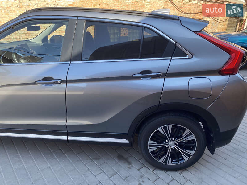 Позашляховик / Кросовер Mitsubishi Eclipse Cross 2020 в Черкасах фото 11 Позашляховик / Кросовер Mitsubishi Eclipse Cross 2020 в Черкасах