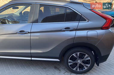 Внедорожник / Кроссовер Mitsubishi Eclipse Cross 2020 в 
