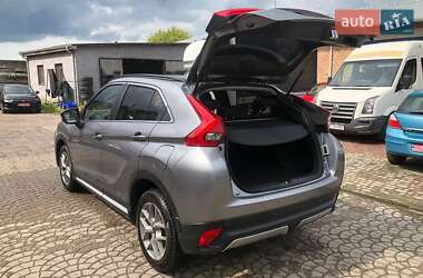 Внедорожник / Кроссовер Mitsubishi Eclipse Cross 2018 в 
