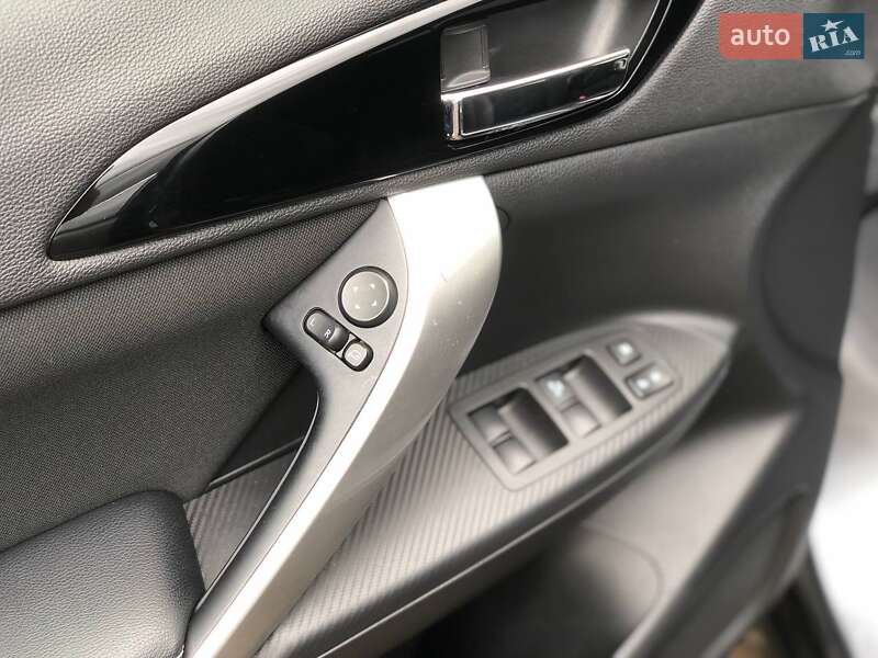 Внедорожник / Кроссовер Mitsubishi Eclipse Cross 2018 в Ковеле