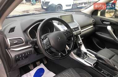 Внедорожник / Кроссовер Mitsubishi Eclipse Cross 2018 в 
