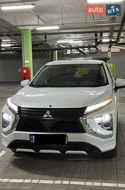 Внедорожник / Кроссовер Mitsubishi Eclipse Cross 2022 в 