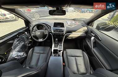 Позашляховик / Кросовер Mitsubishi Eclipse Cross 2020 в 