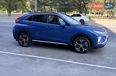 Позашляховик / Кросовер Mitsubishi Eclipse Cross 2020 в 
