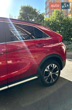 Позашляховик / Кросовер Mitsubishi Eclipse Cross 2018 в 