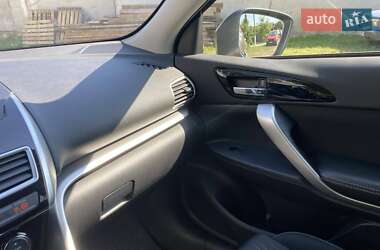 Внедорожник / Кроссовер Mitsubishi Eclipse Cross 2018 в 