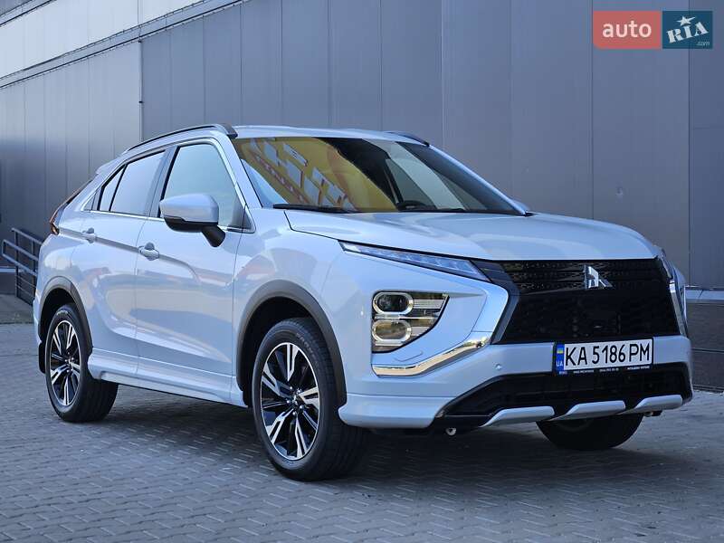 Внедорожник / Кроссовер Mitsubishi Eclipse Cross 2023 в 
