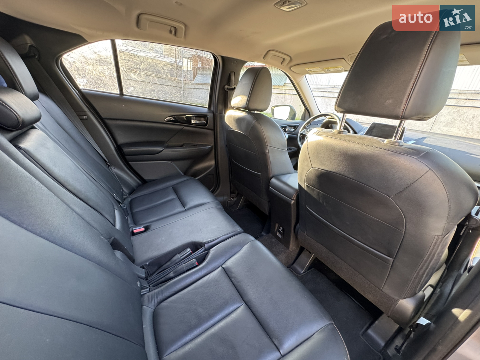 2018 Mitsubishi Eclipse Cross - мініатюра 9