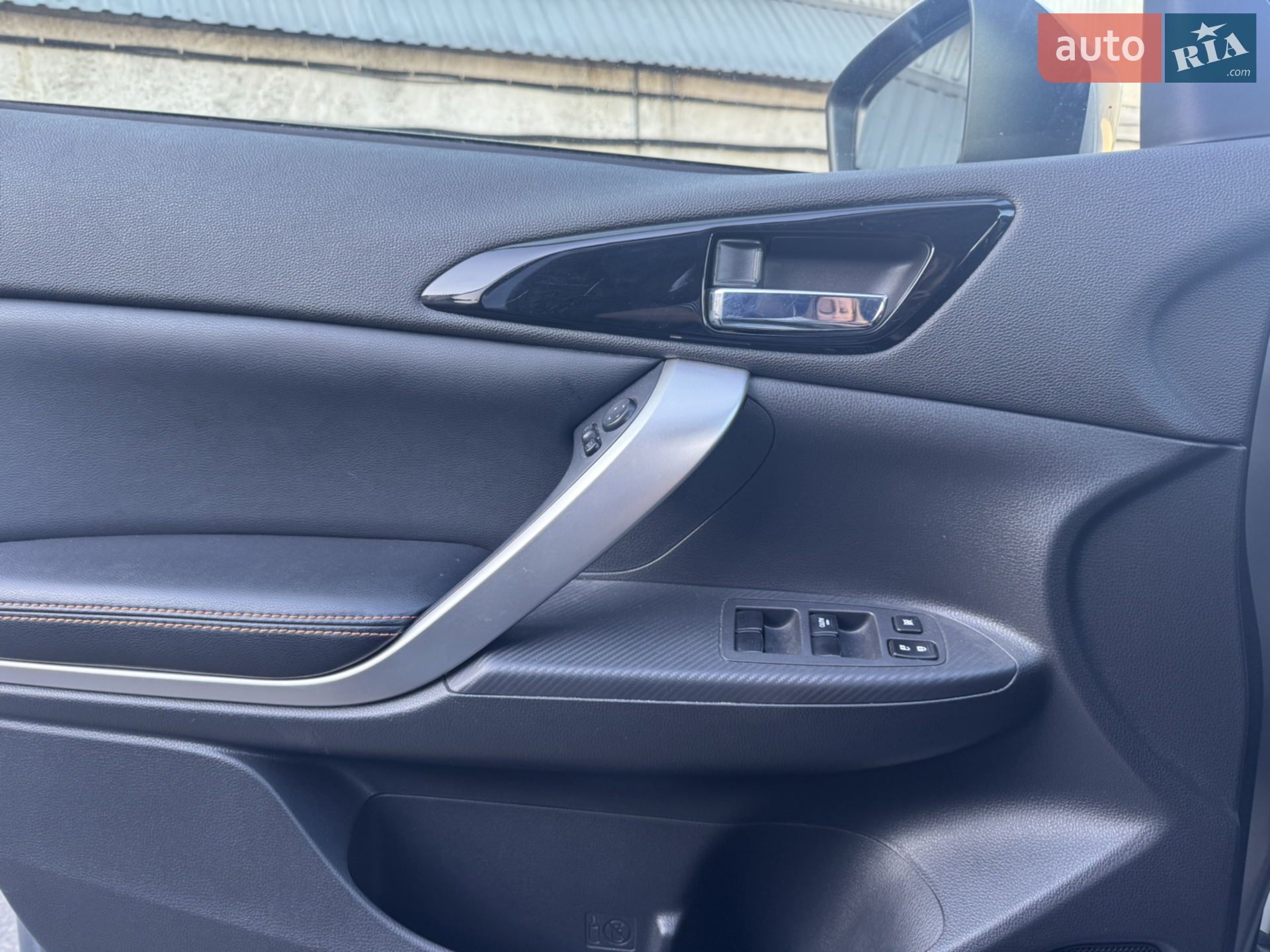 2018 Mitsubishi Eclipse Cross - мініатюра 15