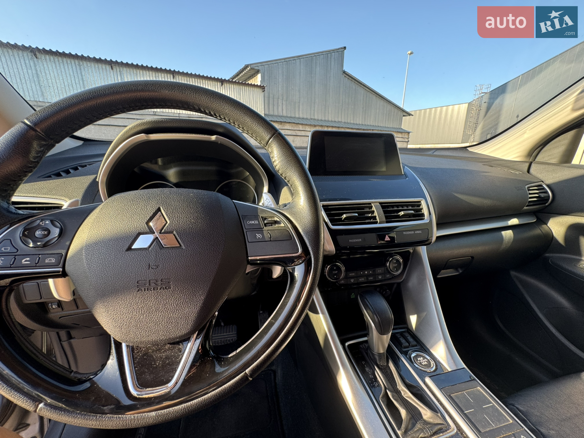 2018 Mitsubishi Eclipse Cross - мініатюра 19
