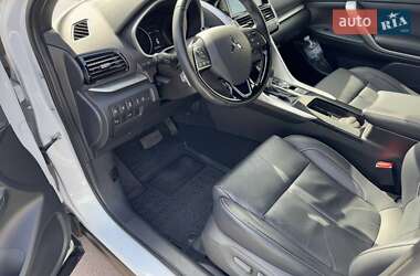 Внедорожник / Кроссовер Mitsubishi Eclipse Cross 2023 в 