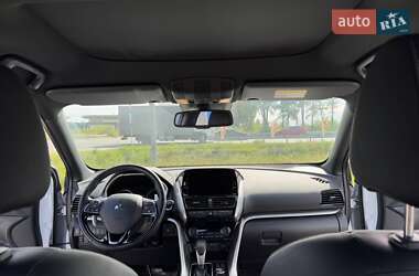 Внедорожник / Кроссовер Mitsubishi Eclipse Cross 2023 в 