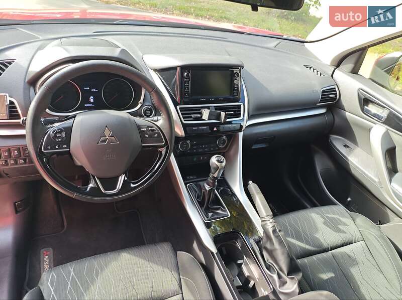 Внедорожник / Кроссовер Mitsubishi Eclipse Cross 2018 в Киеве