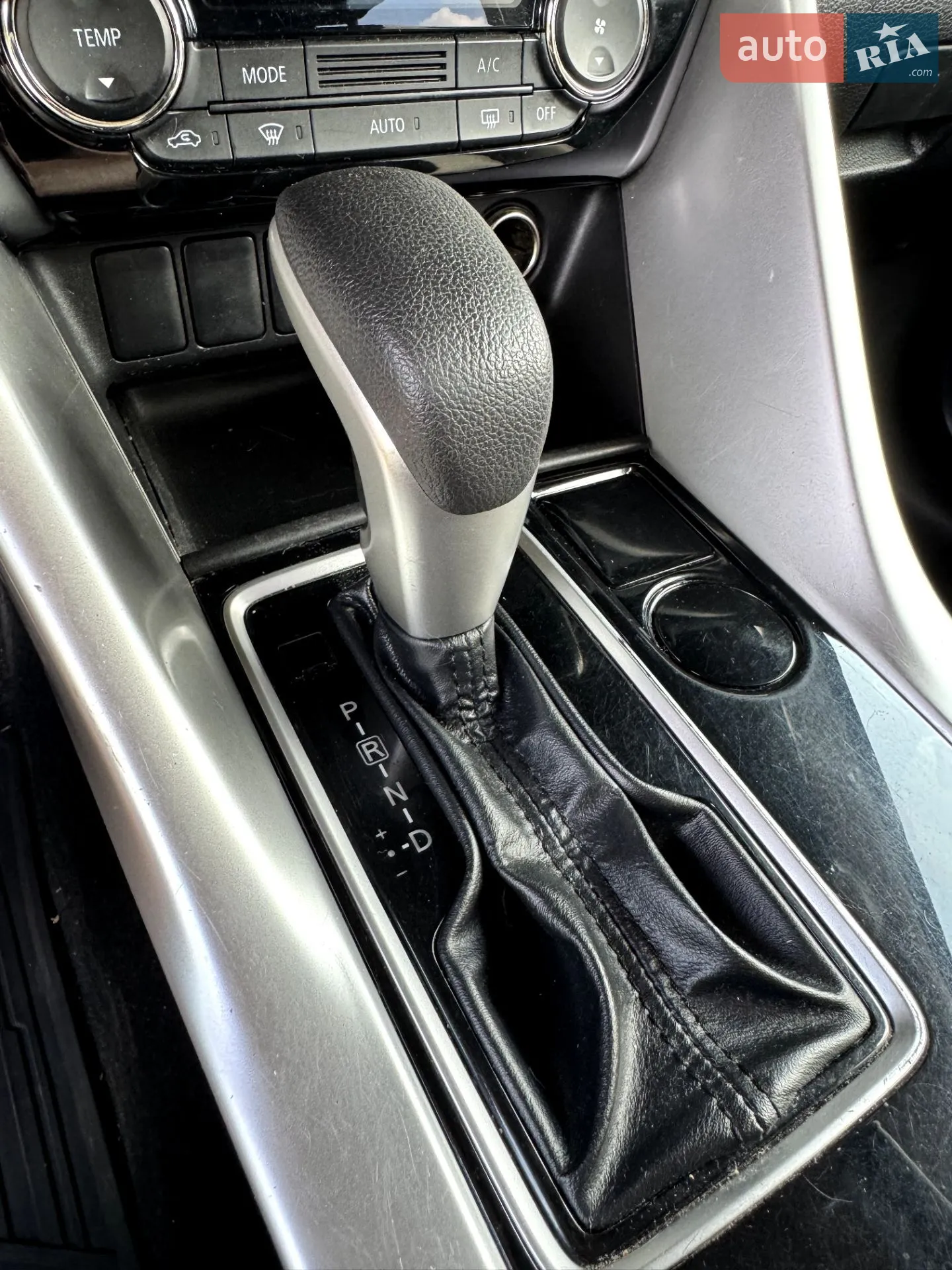 2018 Mitsubishi Eclipse Cross - мініатюра 7