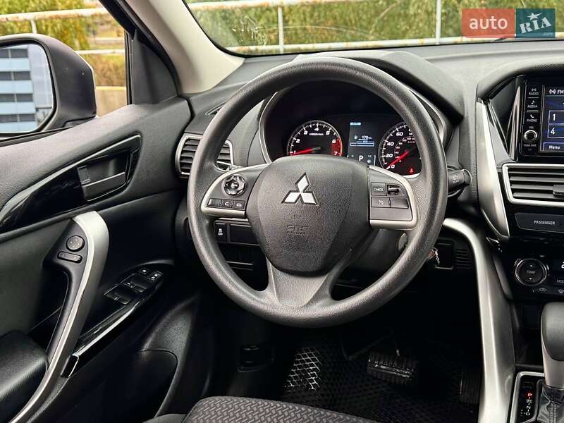 Позашляховик / Кросовер Mitsubishi Eclipse Cross 2018 в Києві фото 23 Позашляховик / Кросовер Mitsubishi Eclipse Cross 2018 в Києві