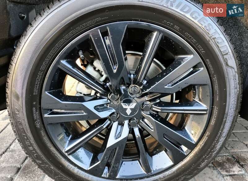 Позашляховик / Кросовер Mitsubishi Eclipse Cross 2024 в Києві