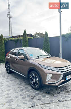 Позашляховик / Кросовер Mitsubishi Eclipse Cross 2020 в 