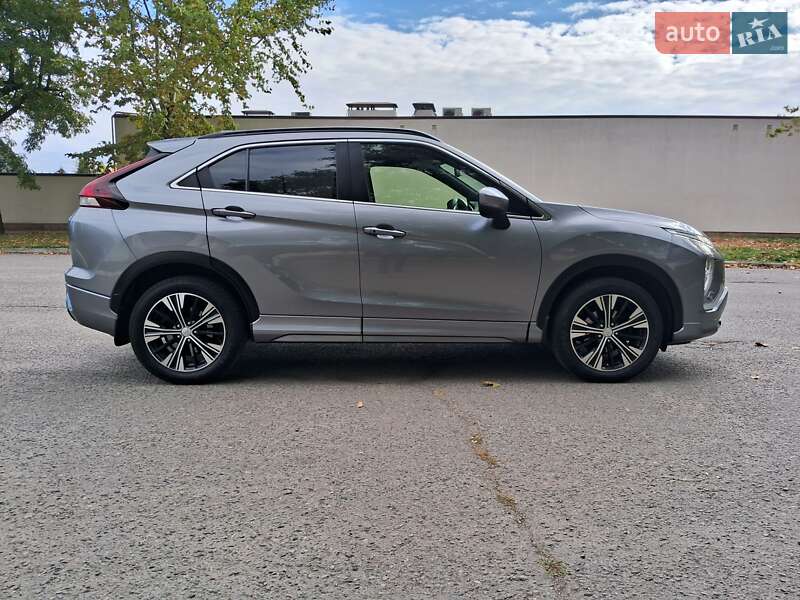 Позашляховик / Кросовер Mitsubishi Eclipse Cross 2022 в Дніпрі фото 14 Позашляховик / Кросовер Mitsubishi Eclipse Cross 2022 в Дніпрі