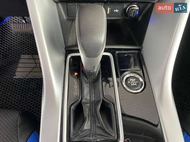 Позашляховик / Кросовер Mitsubishi Eclipse Cross 2018 в Миколаєві