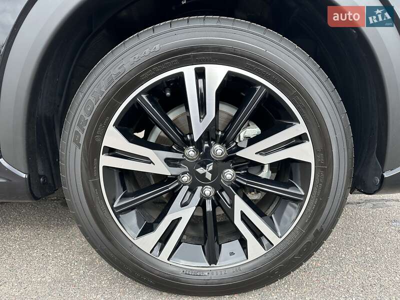 Внедорожник / Кроссовер Mitsubishi Eclipse Cross 2023 в Киеве