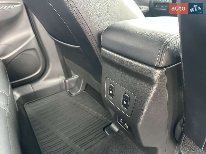 Внедорожник / Кроссовер Mitsubishi Eclipse Cross 2023 в Киеве