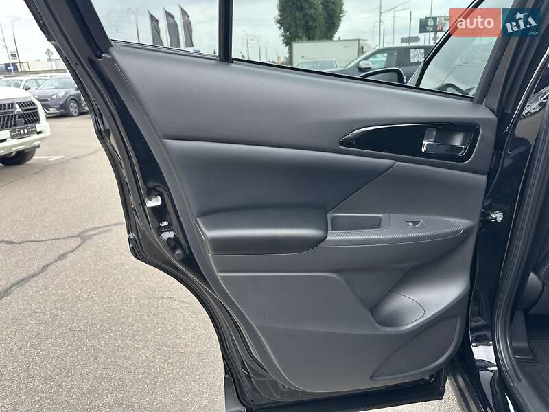 Внедорожник / Кроссовер Mitsubishi Eclipse Cross 2023 в Киеве