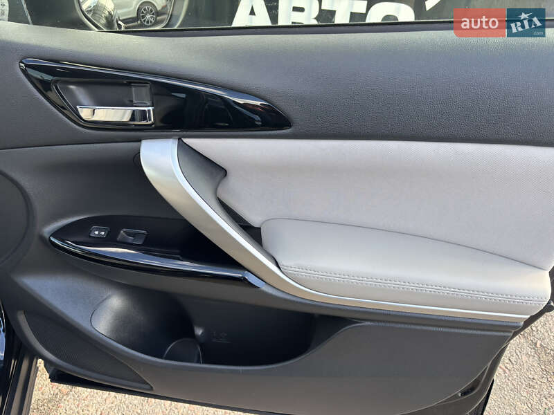 Внедорожник / Кроссовер Mitsubishi Eclipse Cross 2018 в Киеве фото 14 Внедорожник / Кроссовер Mitsubishi Eclipse Cross 2018 в Киеве