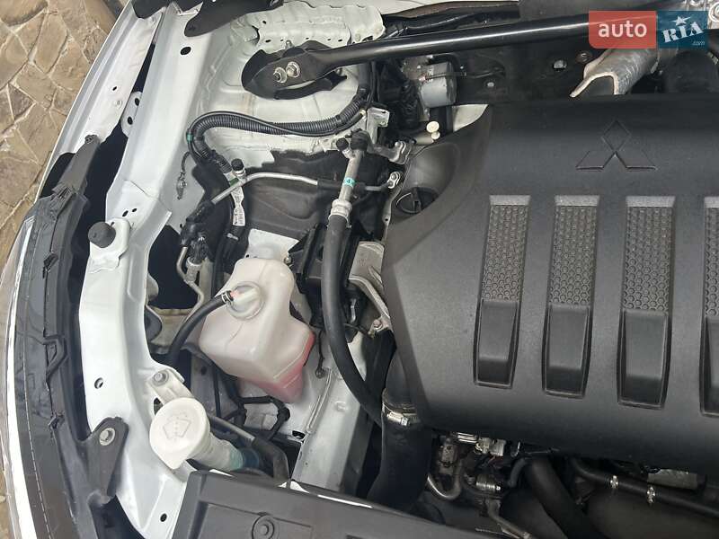 Внедорожник / Кроссовер Mitsubishi Eclipse Cross 2022 в Киеве