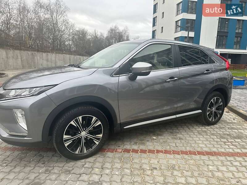 Внедорожник / Кроссовер Mitsubishi Eclipse Cross 2018 в Ивано-Франковске