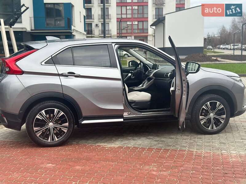 Внедорожник / Кроссовер Mitsubishi Eclipse Cross 2018 в Ивано-Франковске