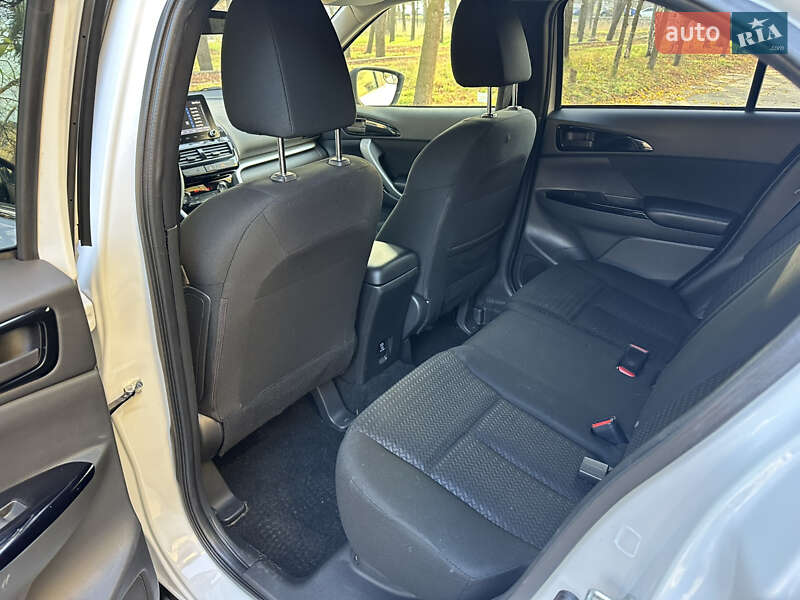 Внедорожник / Кроссовер Mitsubishi Eclipse Cross 2023 в Киеве фото 21 Внедорожник / Кроссовер Mitsubishi Eclipse Cross 2023 в Киеве
