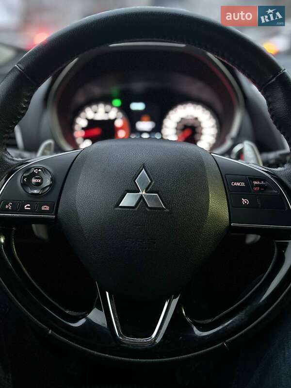 Позашляховик / Кросовер Mitsubishi Eclipse Cross 2018 в Софіївській Борщагівці