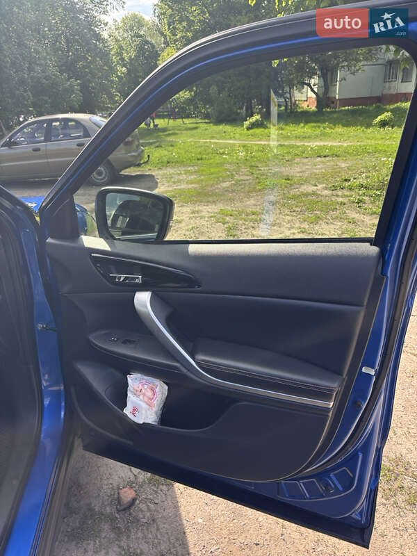 Позашляховик / Кросовер Mitsubishi Eclipse Cross 2018 в Чернігові