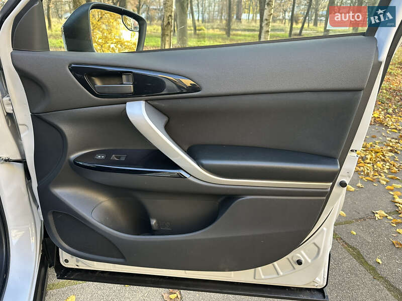 Позашляховик / Кросовер Mitsubishi Eclipse Cross 2023 в Києві