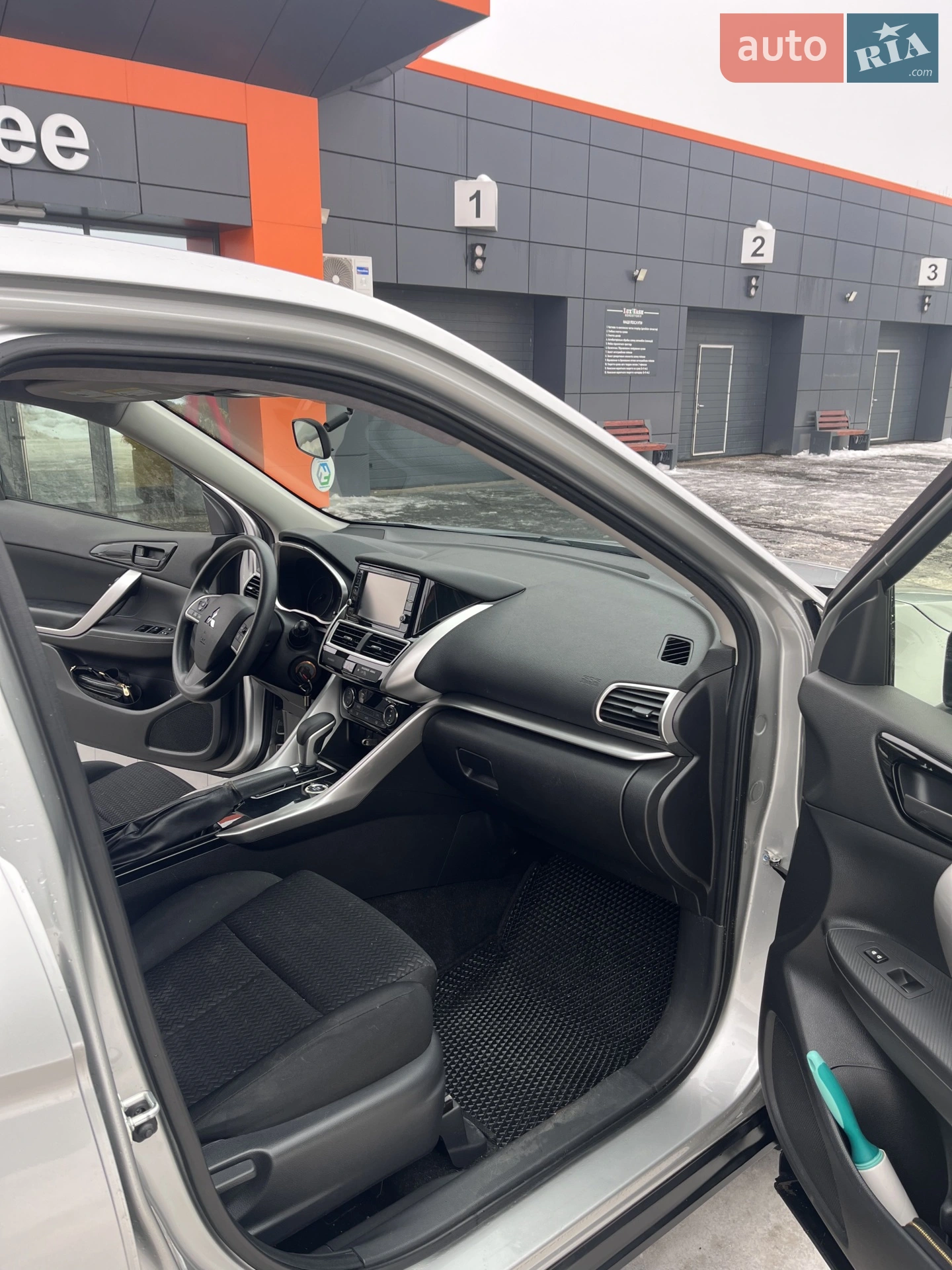 2018 Mitsubishi Eclipse Cross - мініатюра 16